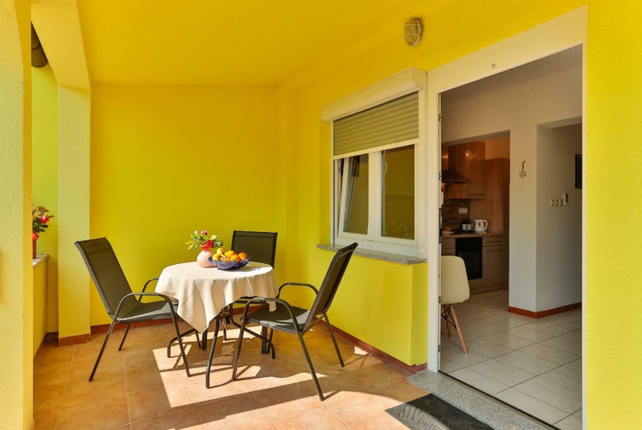 Apartments Dora Victoria Dream Medulin Exterior foto